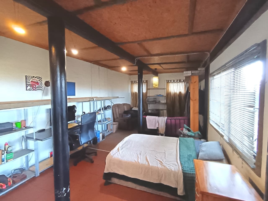 4 Bedroom Property for Sale in Amsterdamhoek Eastern Cape